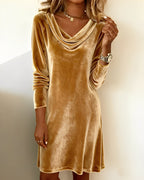 Maria – luźna sukienka z drapowanym dekoltem